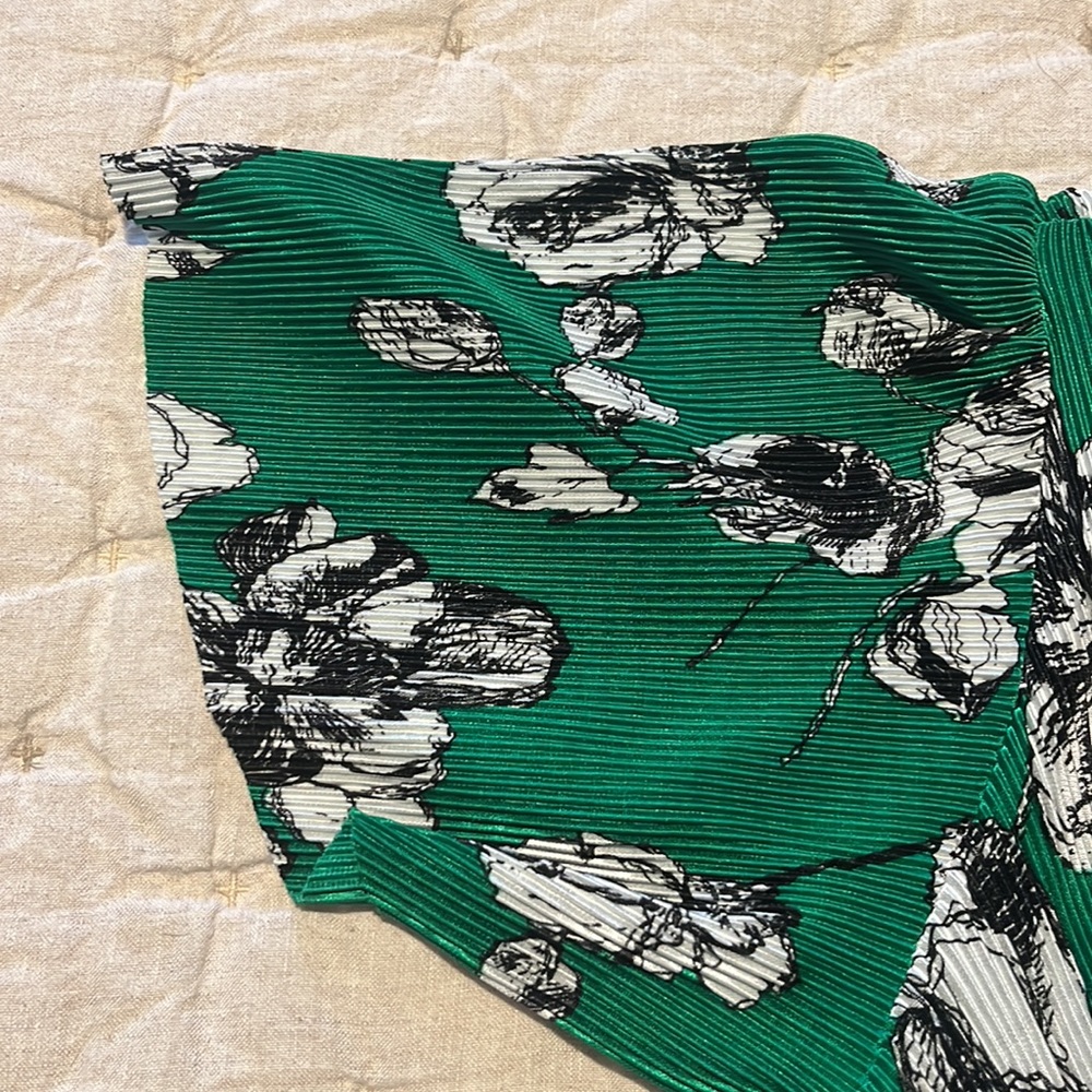 ASTR crop top - Picture 3 of 3